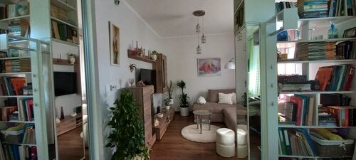 Room divider & living r.