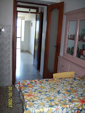 KITCHEN FIRST FLOOR
