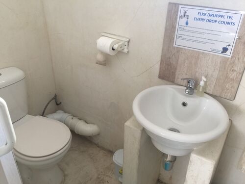 Self-catering x3 bathroom