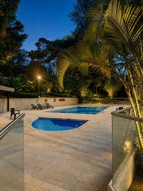 Common swimming pool 