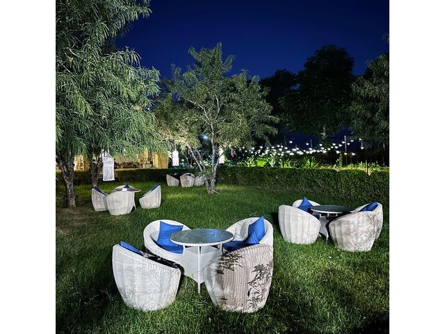 Garden Sitting area