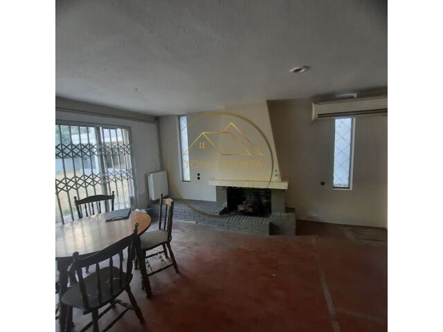 Living room 2