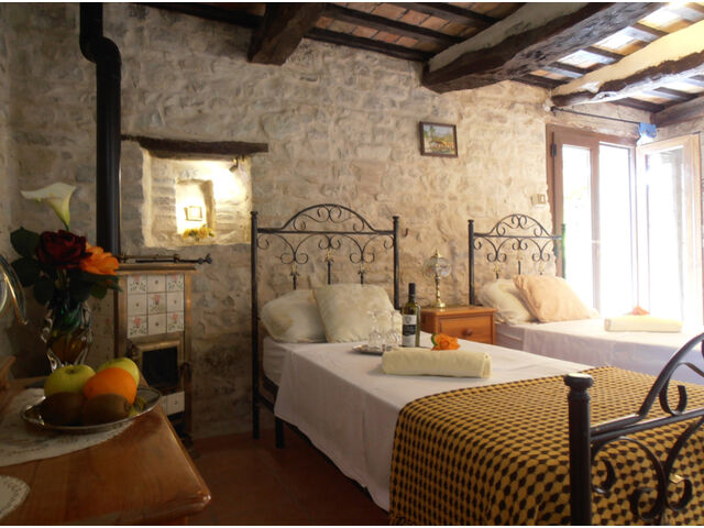 Twin Bedroom 