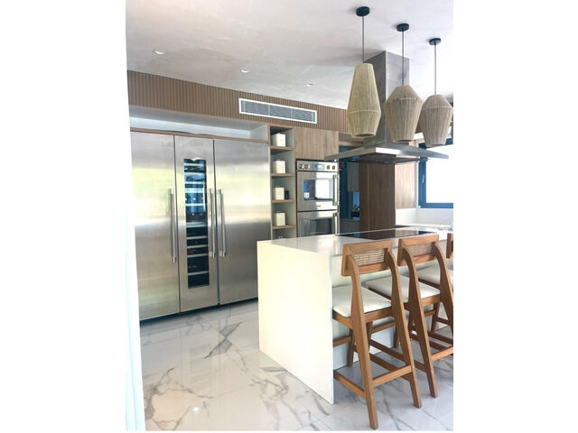 COLD KITCHEN