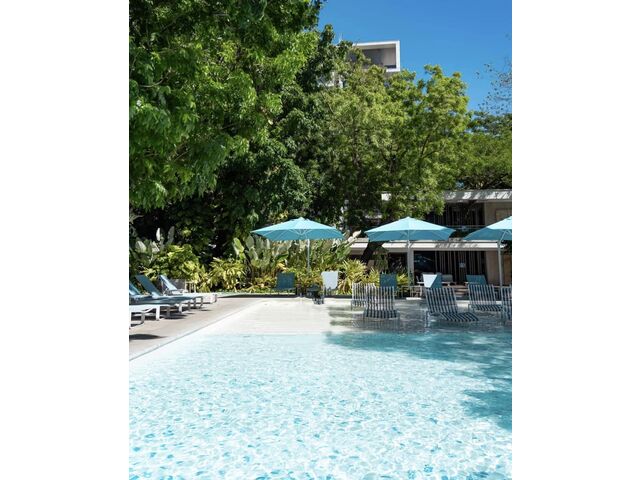swimmingpools