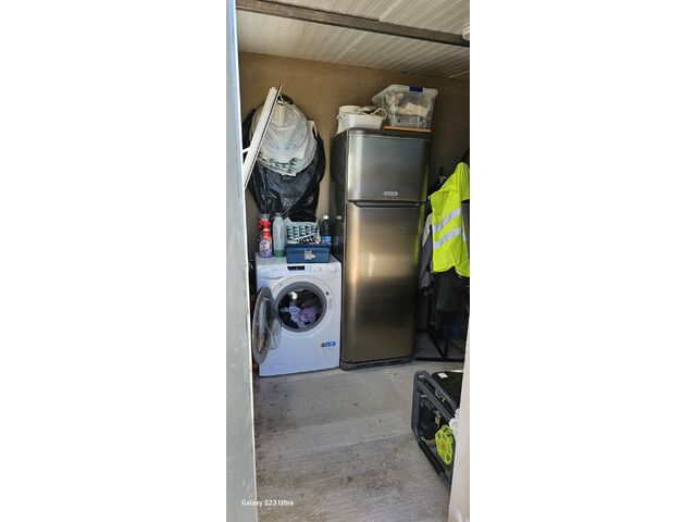 WASHING AND STORAGE AREA