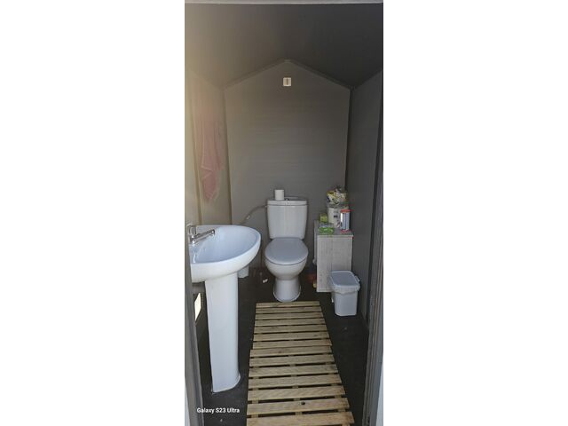 OUTDOOR SINK