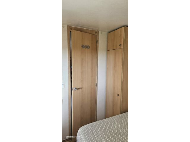 ROOM 2