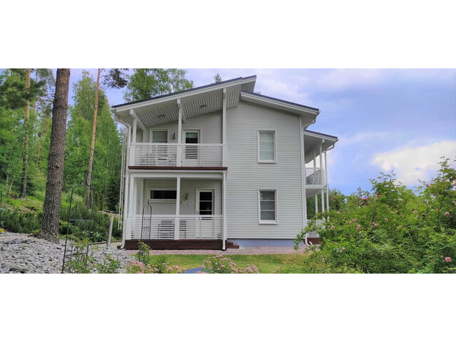 House Side Left