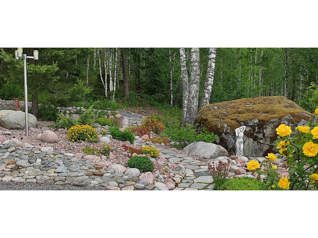 Stony Garden Left