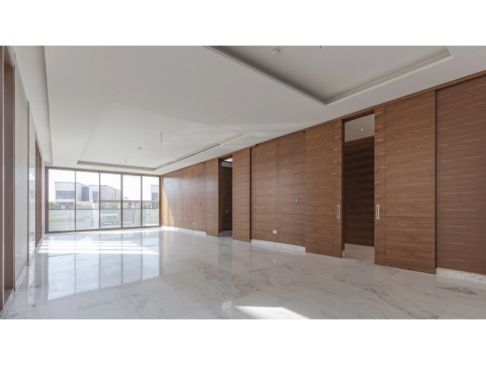 7 bed villa for sale