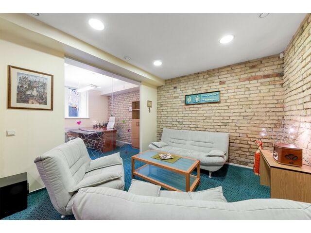 Chill or meeting area