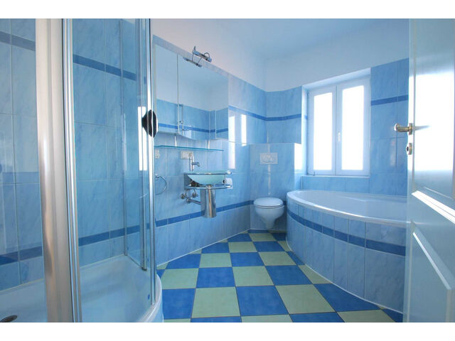 Bathroom Ground Floor