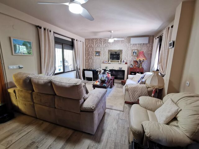 Upstairs Living Area