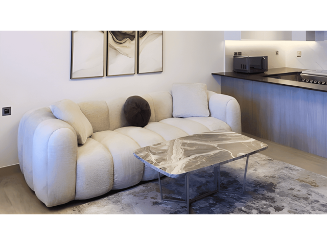 Me Do Re Studio, JLT