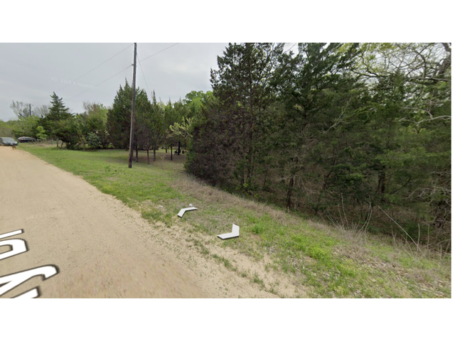 Valley Dr, Coldspring, TX