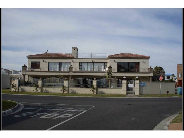 Front view house